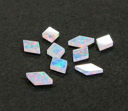 画像1: ダイヤモンド型オパール（4×6mm） ピンク