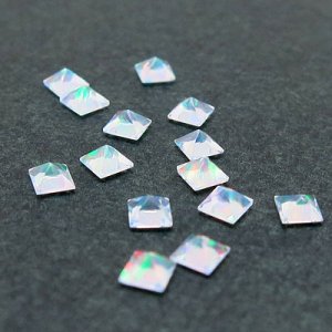 画像: facet ９型オパール（直径2mm）レインボー