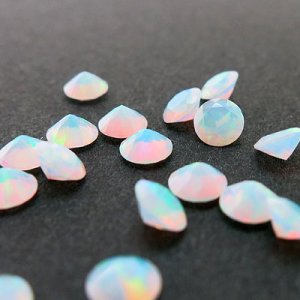 画像: ブリリアント風オパール（3.5mm）ホワイト